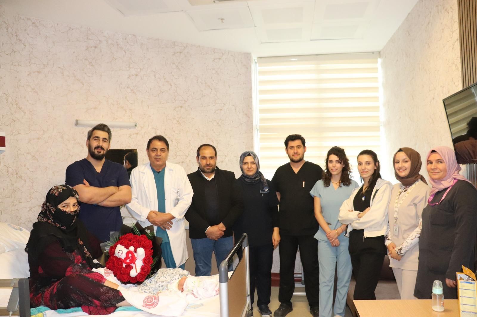 İMKANSIZ DENİLDİ, MUCİZE HRÜ HASTANESİ’NDE GERÇEĞE DÖNÜŞTÜ