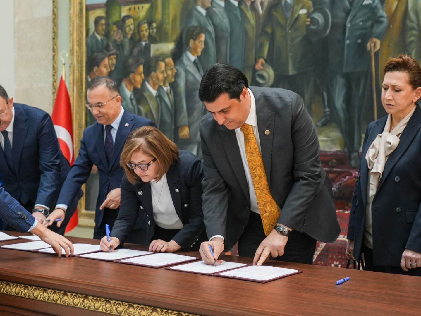 İMZALAR, ENGELSİZ YAŞAM İÇİN ATILDI 