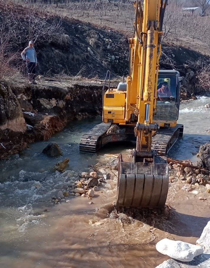 TOROSLAR BELEDİYESİ YAYLALARDA HİZMET ATAĞINI SÜRDÜRÜYOR 