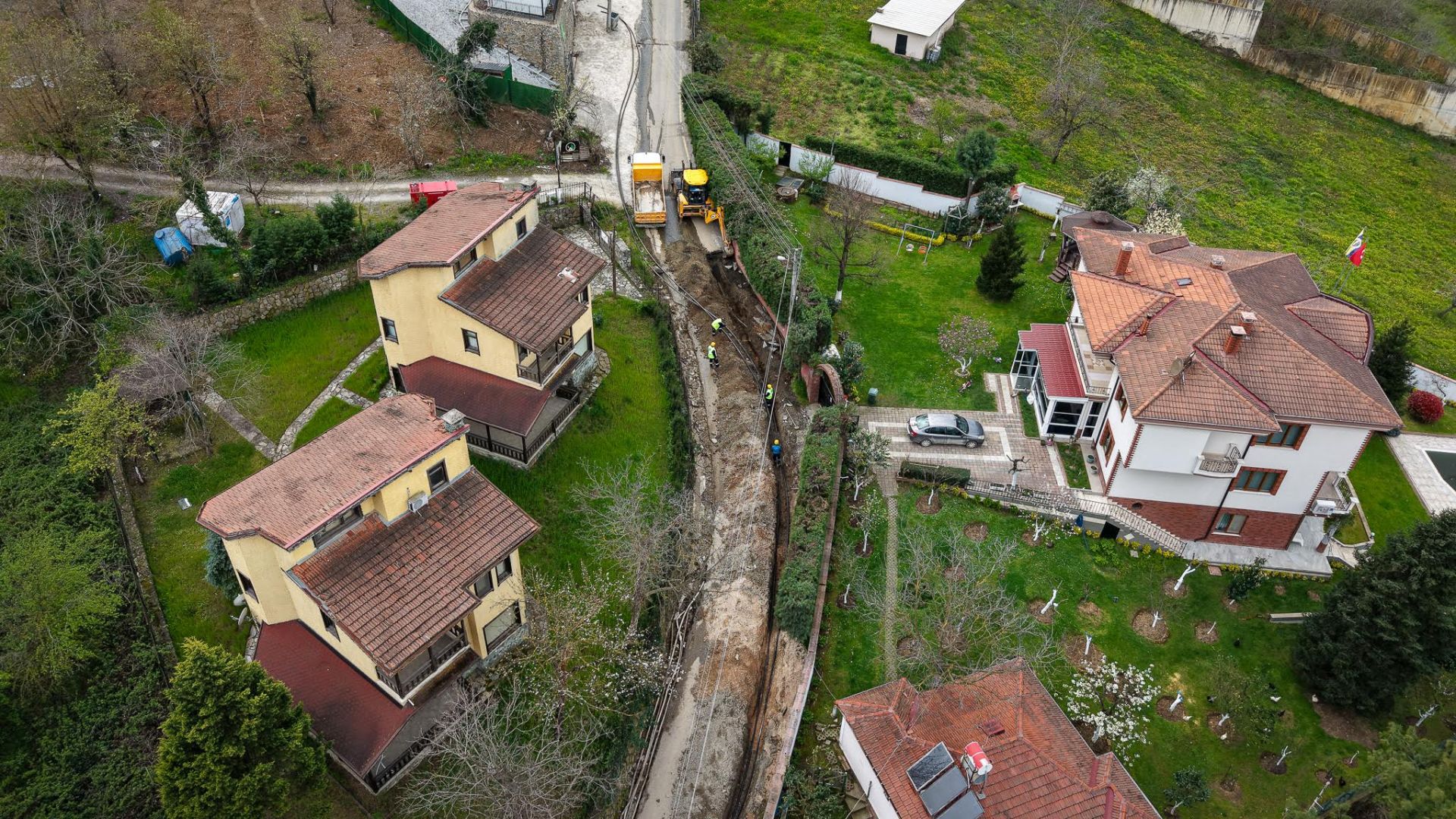 KURUÇEŞME'NİN İÇME SUYU HATTI YENİLENDİ