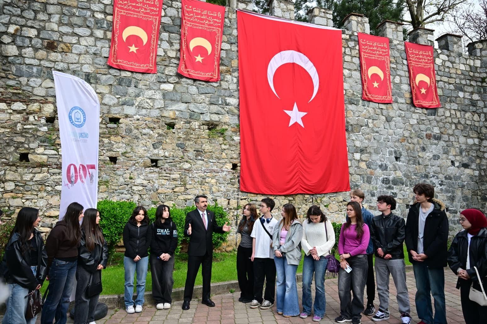 YILDIRIM’DAN GENÇLERE TARİH YOLCULUĞU