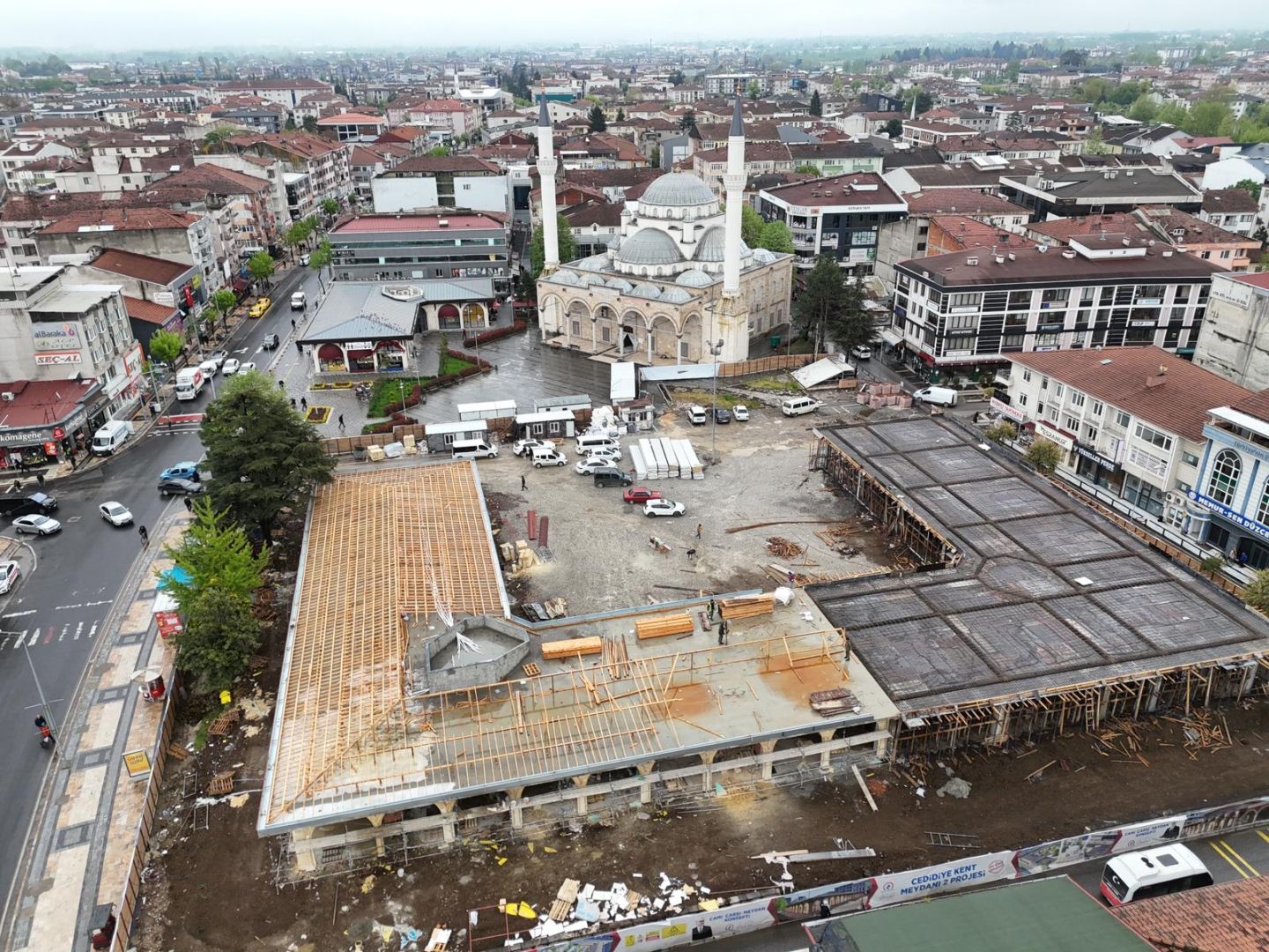 CAMİ-MEYDAN-ÇARŞI KONSEPTLİ PROJE TAMAMLANIYOR 