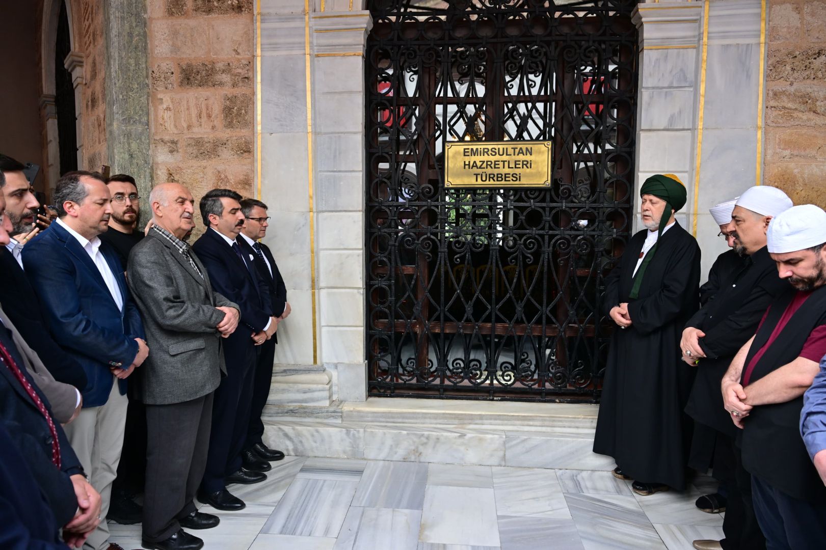 YILDIRIM'DA ERGUVAN BAYRAMI COŞKUSU 