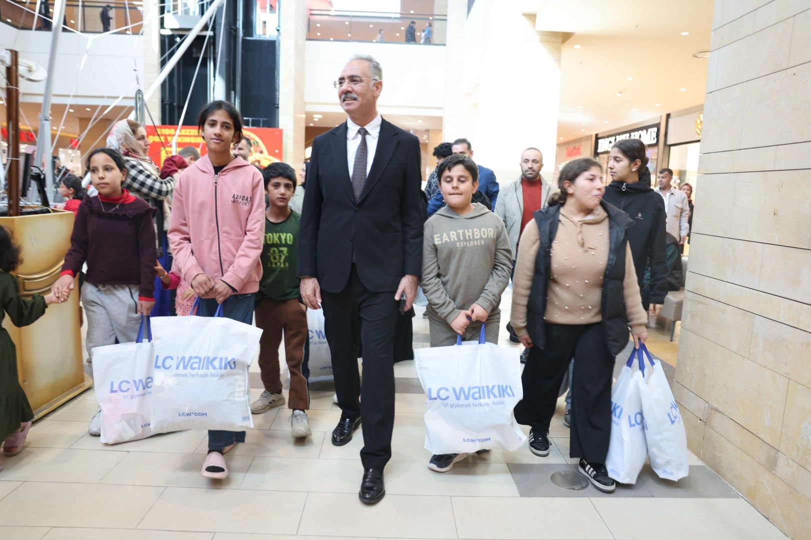 EYYÜBİYE’DE ÇOCUKLARIN TARİFSİZ MUTLULUĞU