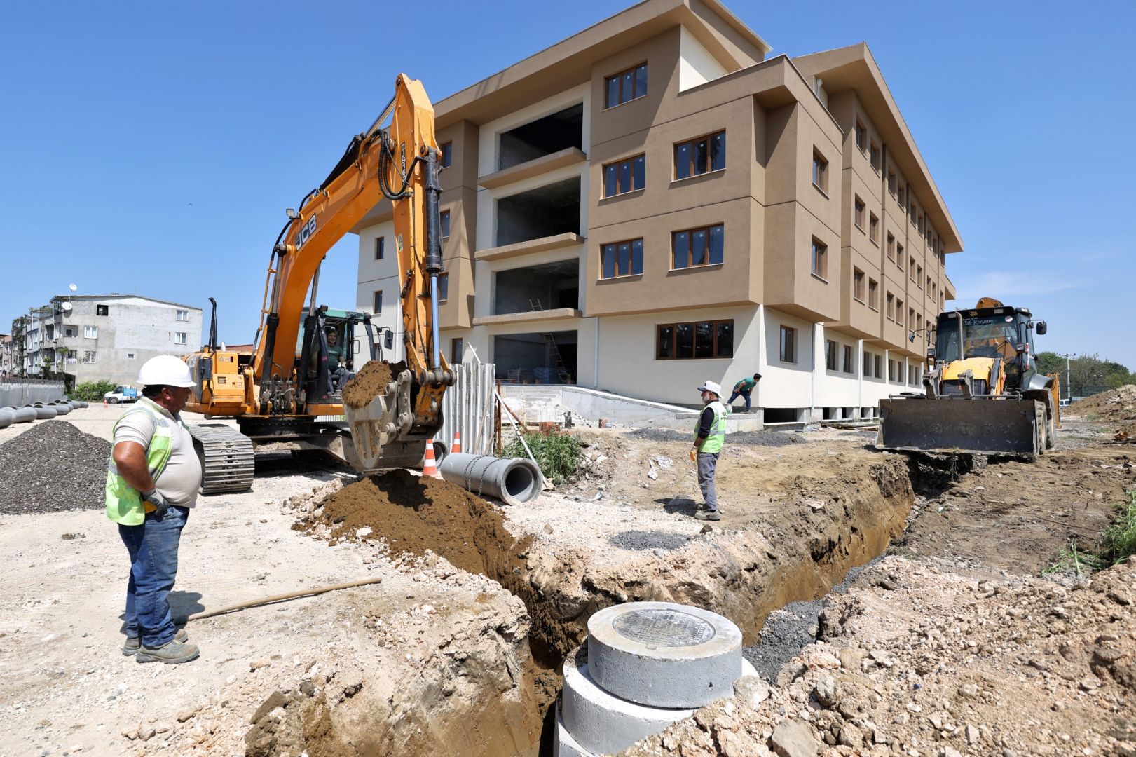 OSMANGAZİ’NİN ALTYAPISI YENİ HATLARLA GÜÇLENİYOR 