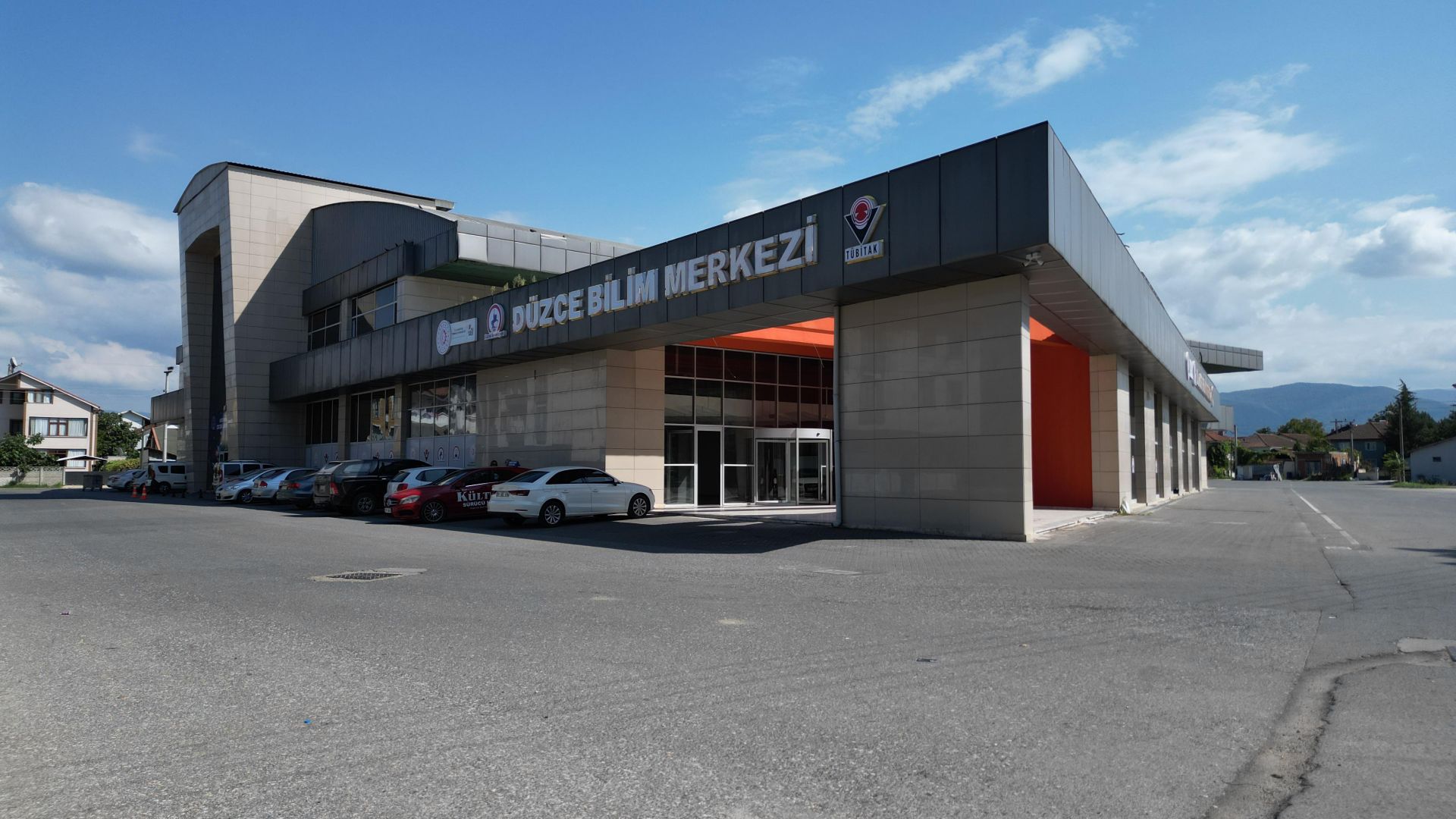 BİLİM MERKEZİNDE ‘ROBOTİK KODLAMA’ ATÖLYESİ AÇILIYOR 