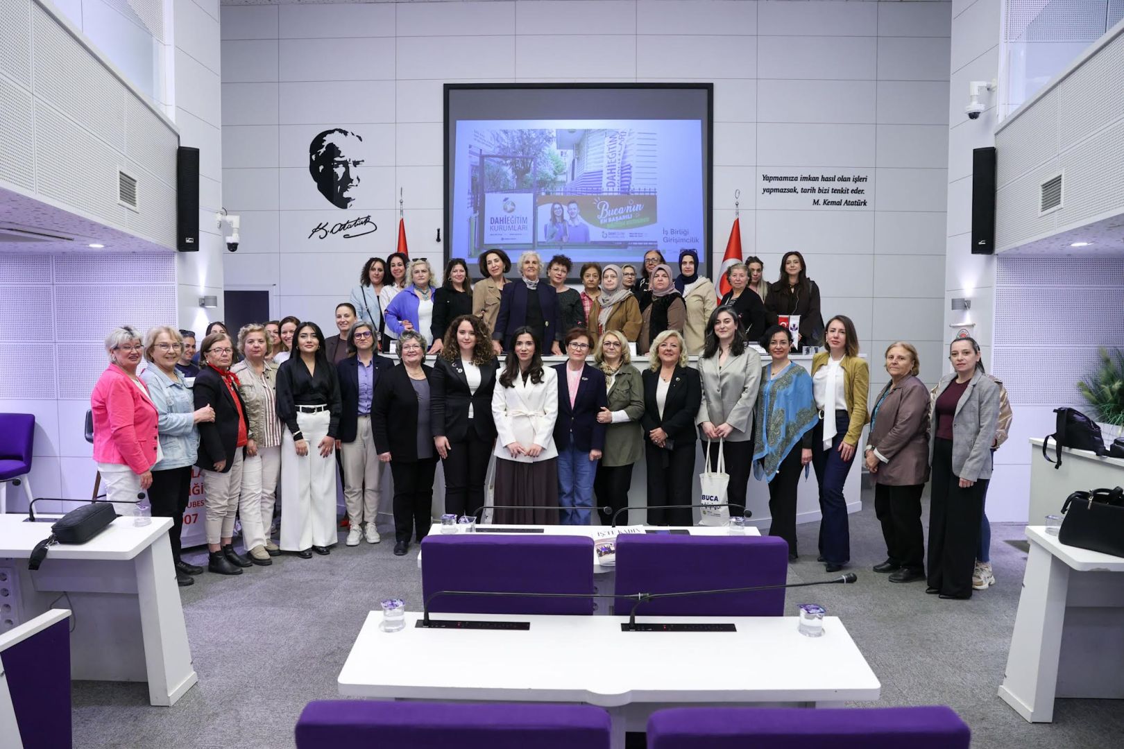 BUCA’DA İLHAM VEREN GİRİŞİMCİLİK PANELİ 