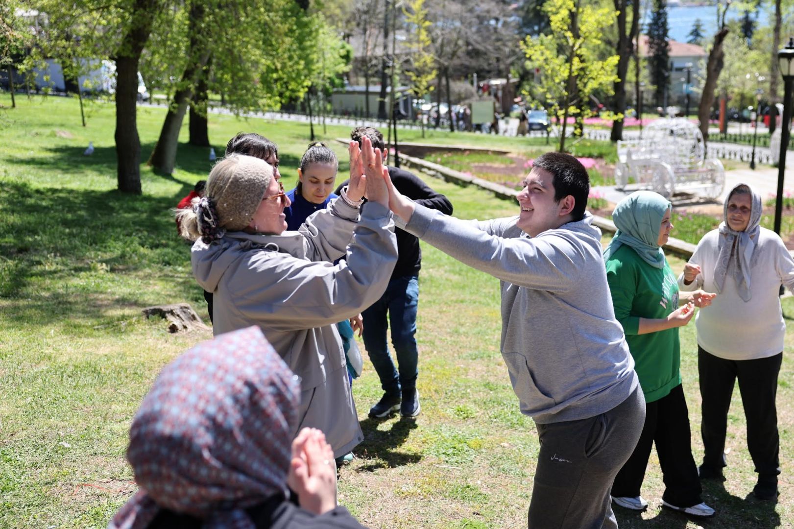 EMİRGAN KORUSU’NDA ENGELSİZ PİKNİK 