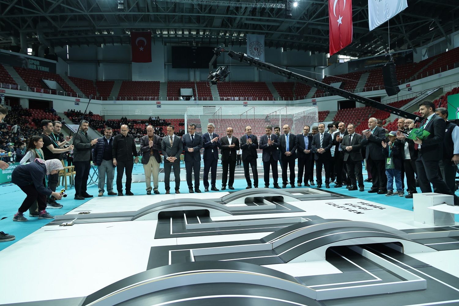 KARATAY’DA ROBOFEST HEYECANI BAŞLADI 