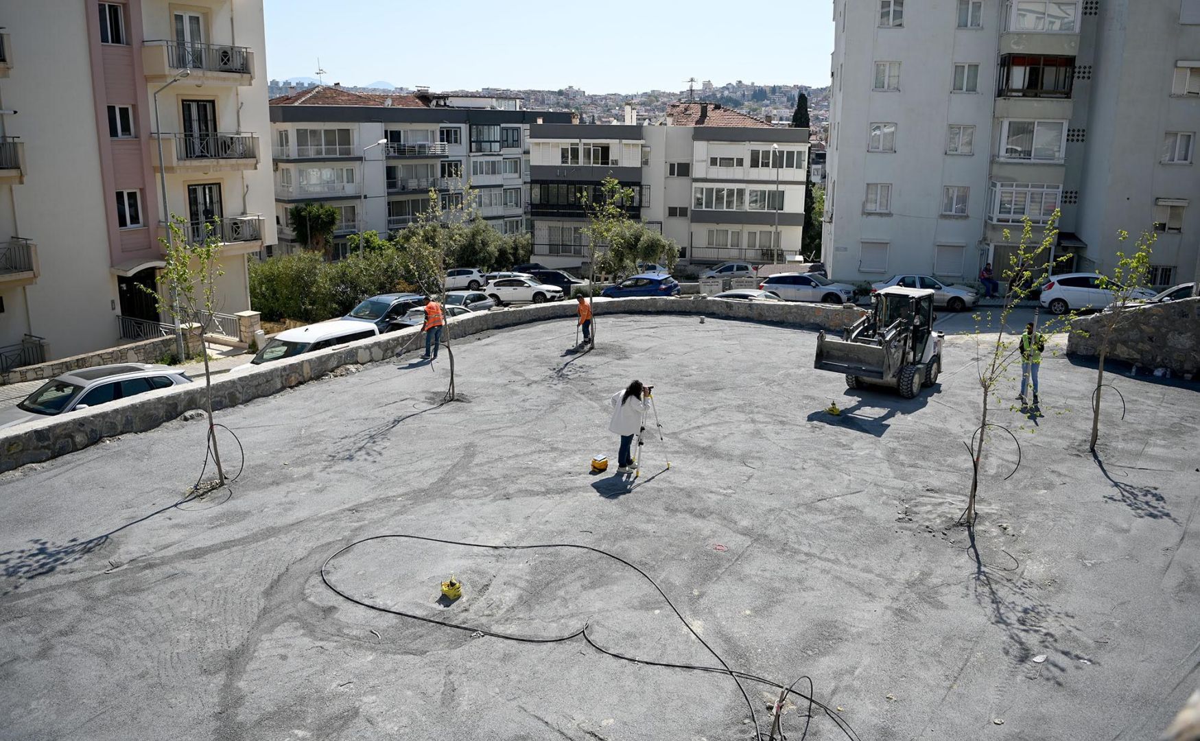 KUŞADASI’NDA YENİ PARK YAPIMI BAŞLADI 