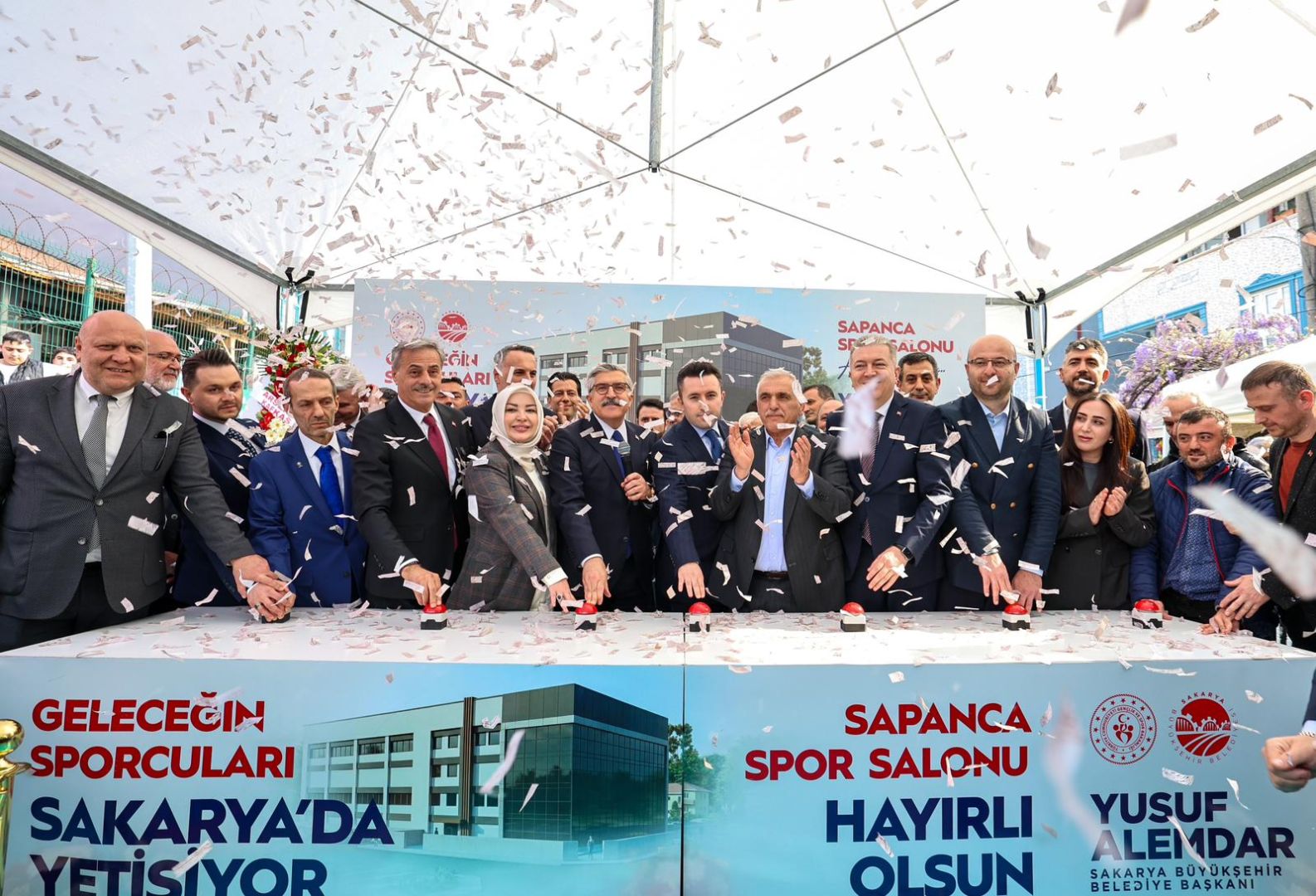 SAPANCA’DA YENİ SPOR SALONUNUN TEMELİ ATILDI 