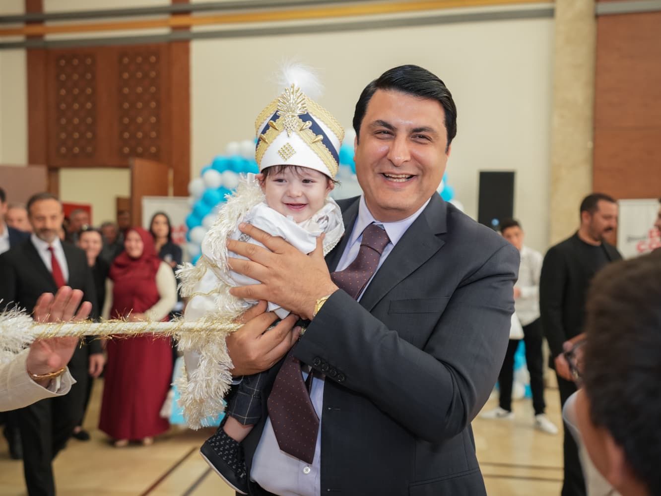 TOPLU SÜNNET COŞKUSU