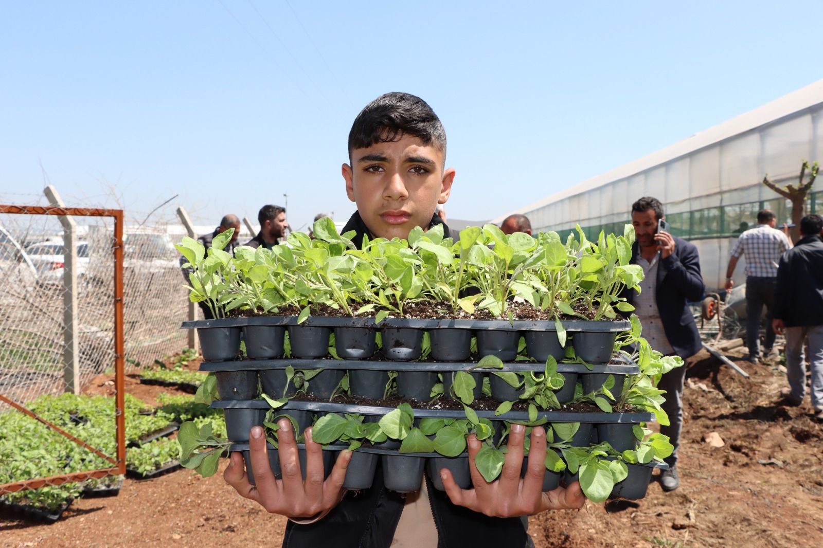 ÜRETİCİYE 1 MİLYON FİDELİK DESTEK