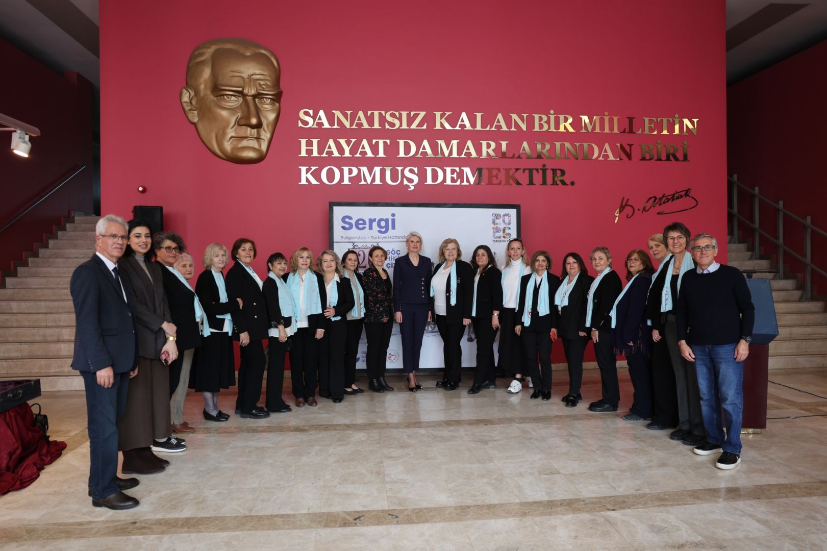 26 ÇİZER, 26 HİKÂYE GÖÇÜN İZLERİ ESKİŞEHİR’DE SERGİLENİYOR 