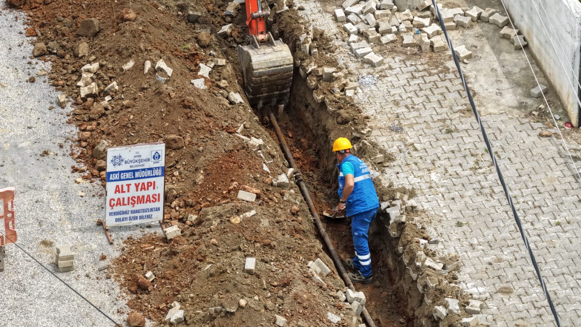 AYDIN’IN 17 İLÇESİNDE HİZMET SEFERBERLİĞİ 
