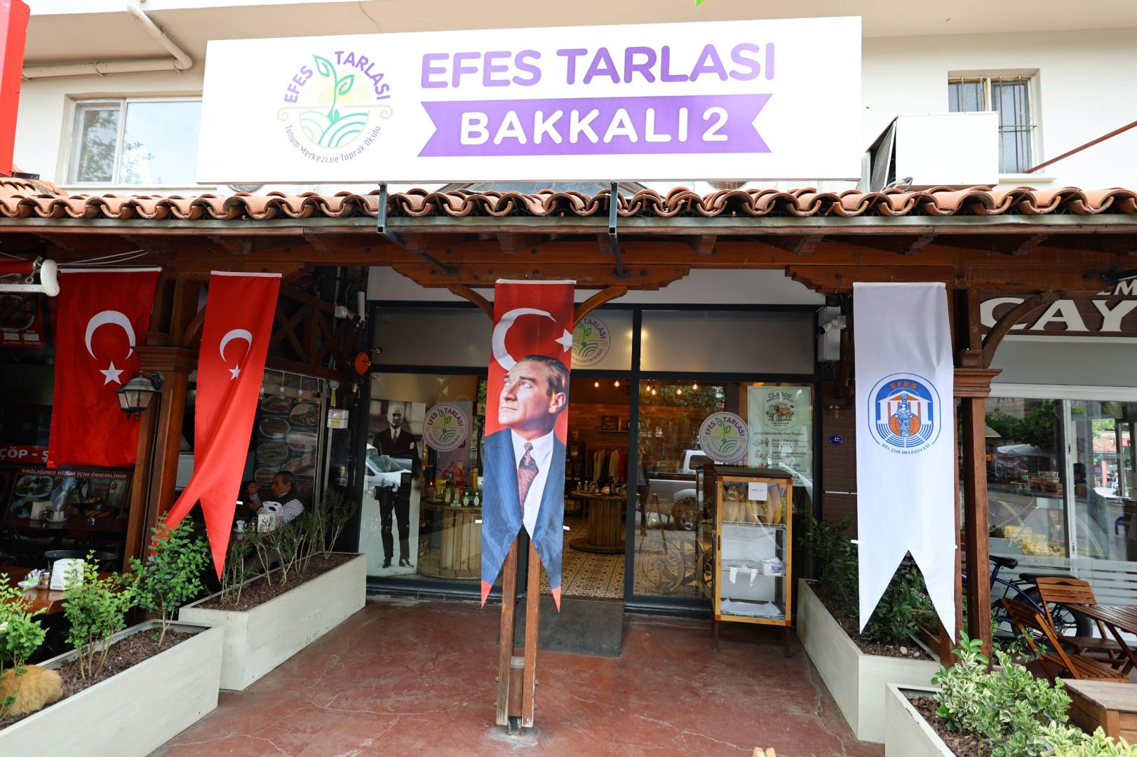 DOĞAL GIDADA ADRES: EFES TARLASI BAKKALI 
