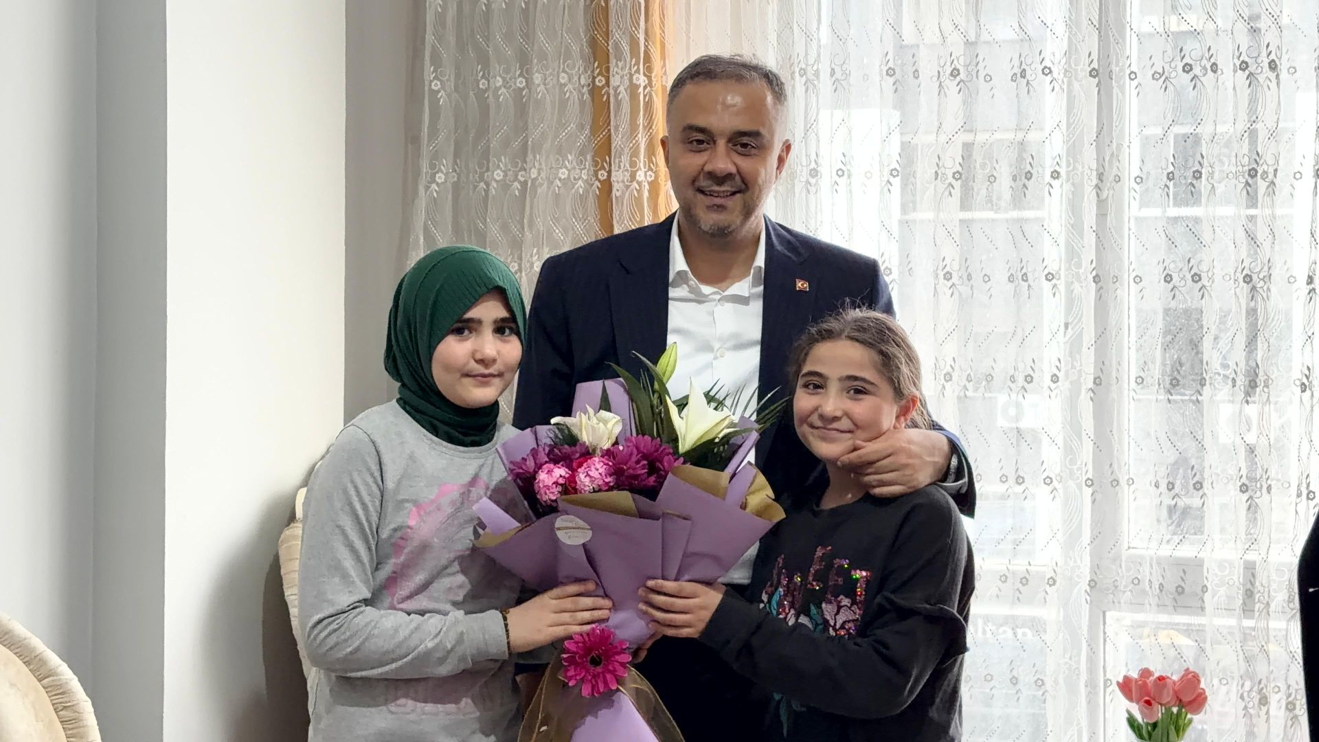 KALBİMİZ SİZİNLE, DESTEĞİMİZ SÜRECEK