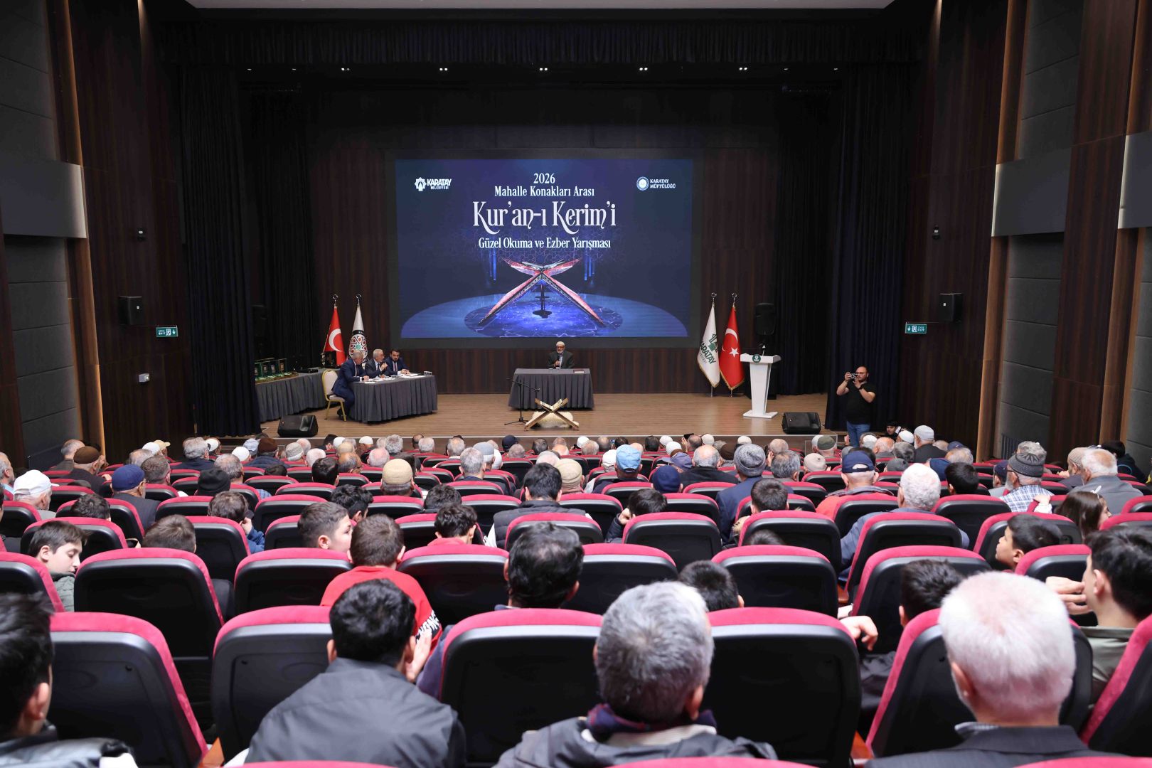 KARATAY’DA GÖNÜLLERE DOKUNAN PROGRAM 