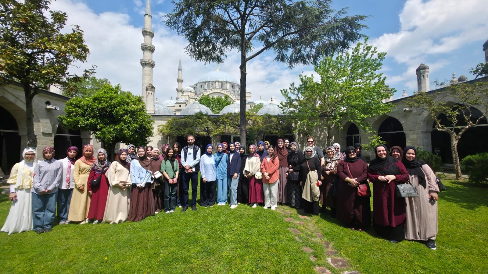 KİTAP, ŞEHİR VE MEDENİYET İSTANBUL’DA BULUŞTU 