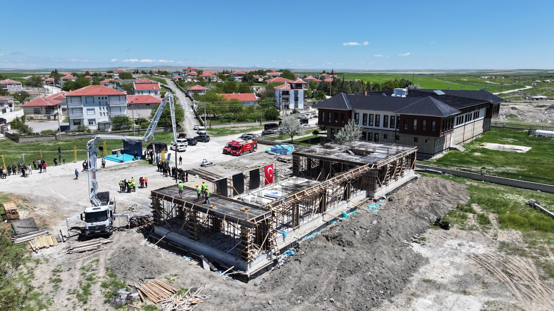KULU’DA MODERN İTFAİYE MERKEZİ YÜKSELİYOR 