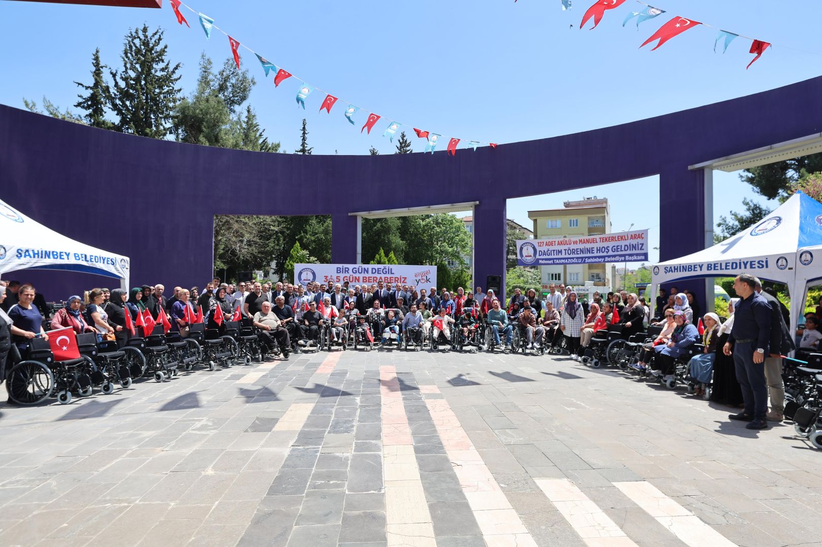 ŞAHİNBEY'DEN 5 BİNİ AŞKIN TEKERLEKLİ SANDALYE DESTEĞİ