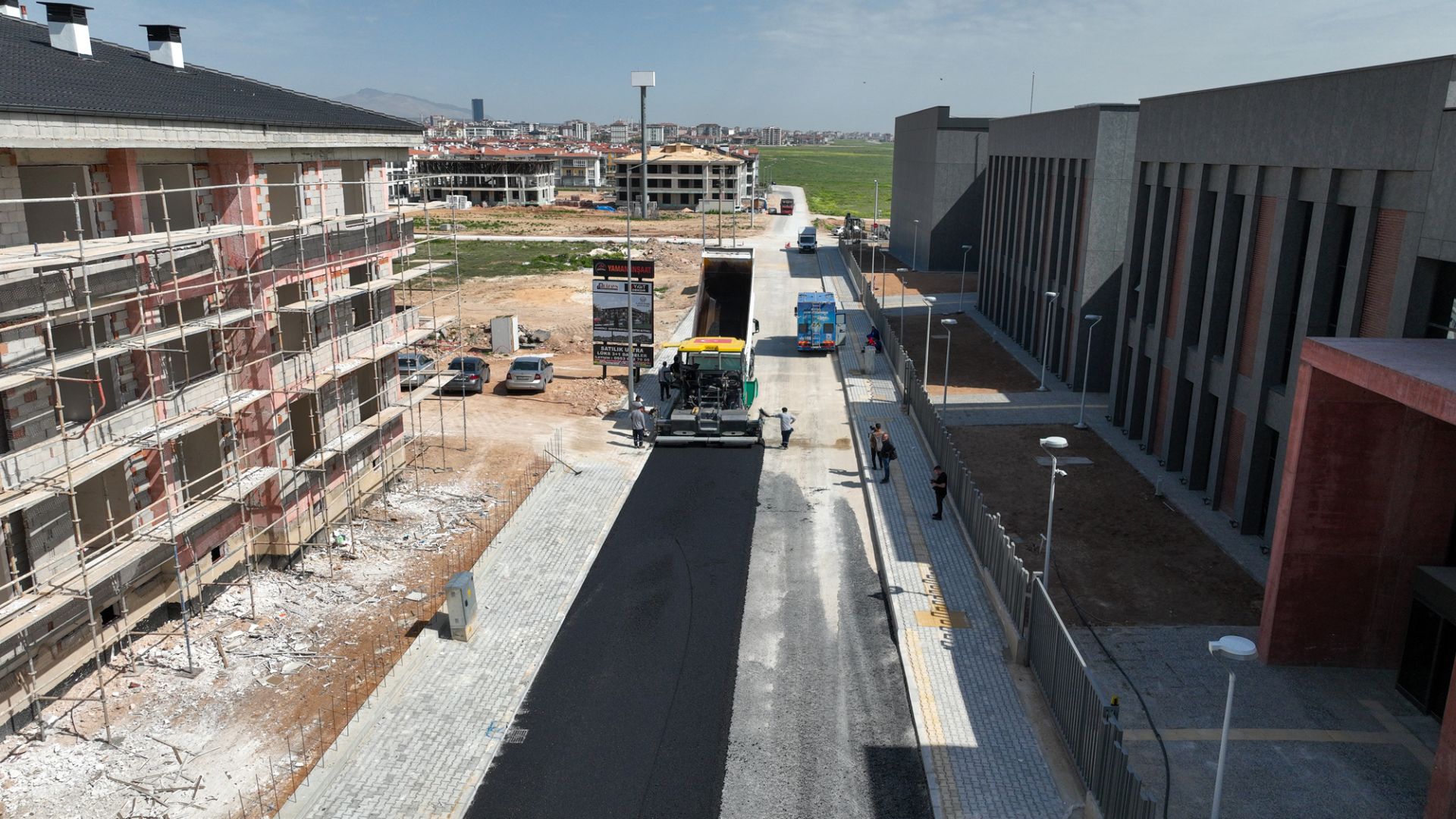SELÇUKLU’DA ASFALT SEZONU BAŞLADI  