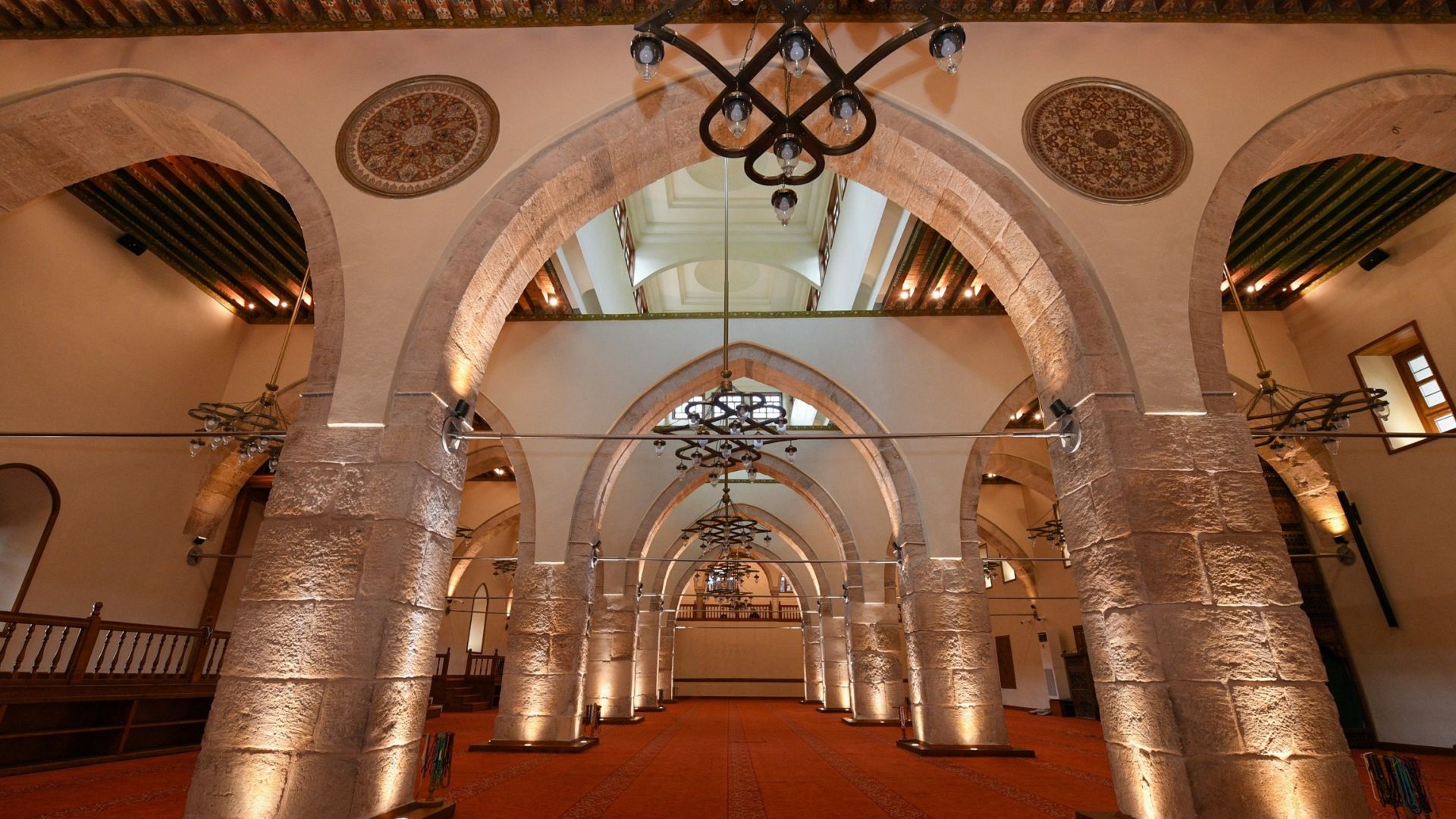 TARİHİ CAMİDE AÇILIŞ HEYECANI