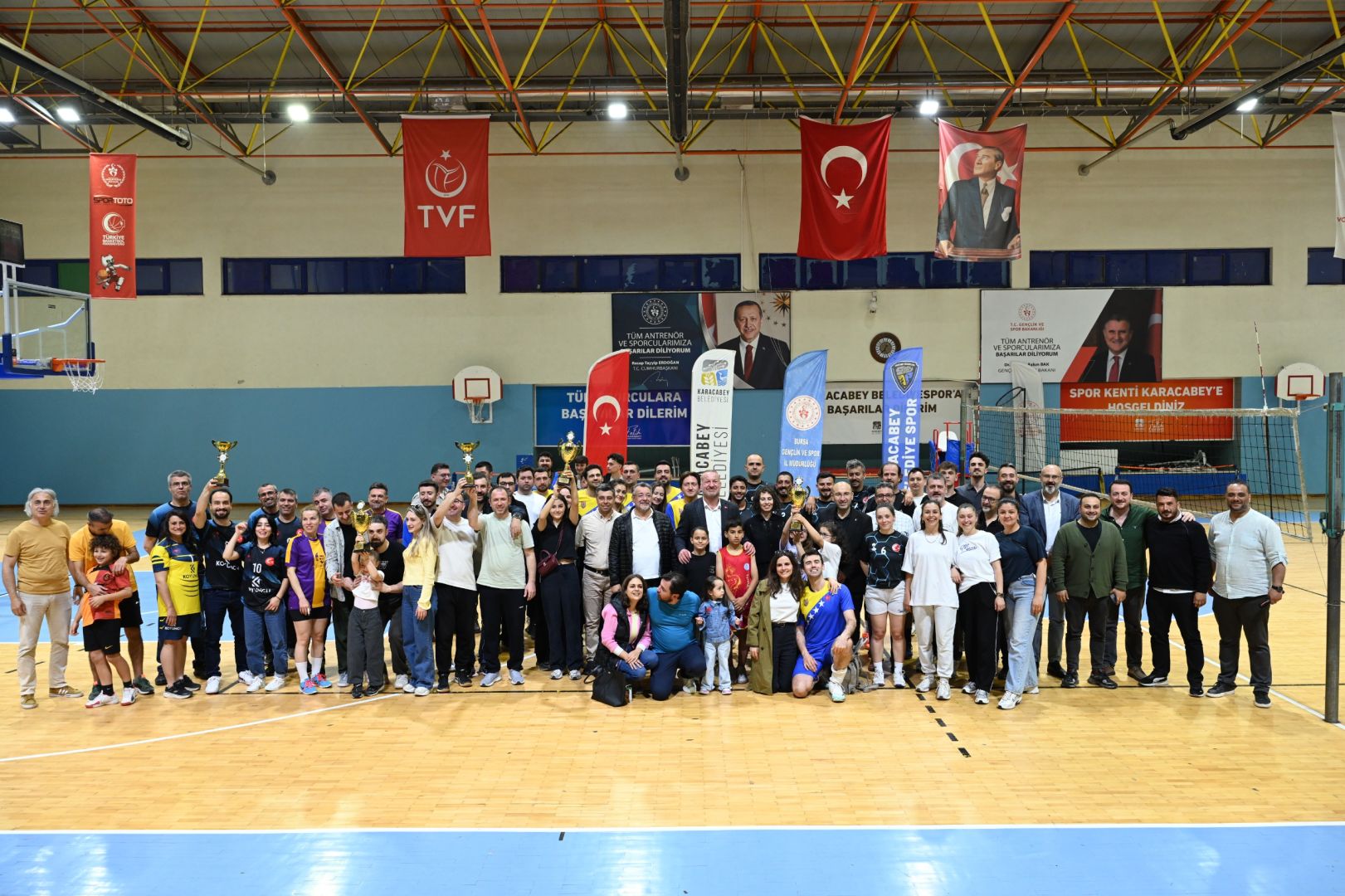 VOLEYBOL HEYECANI ZİRVEYE ULAŞTI