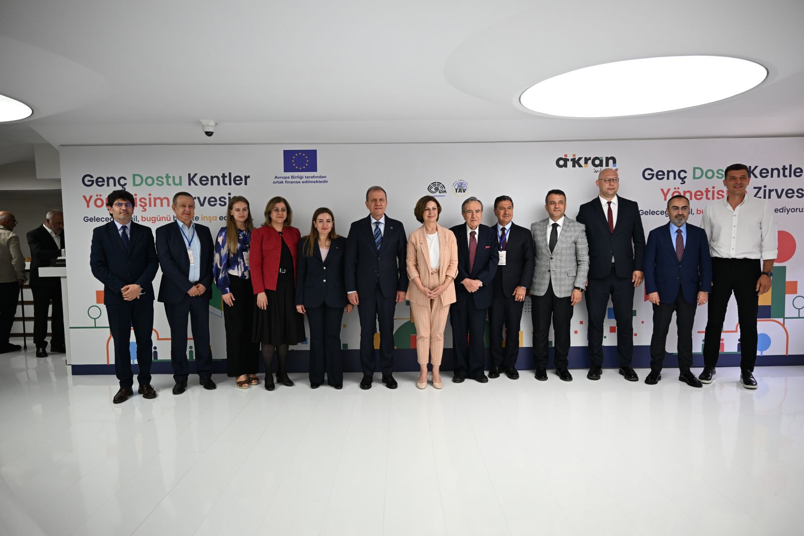 ANTALYA’NIN GENÇLERE YÖNELİK PROJELERİNE TBB’DEN ÖDÜL 