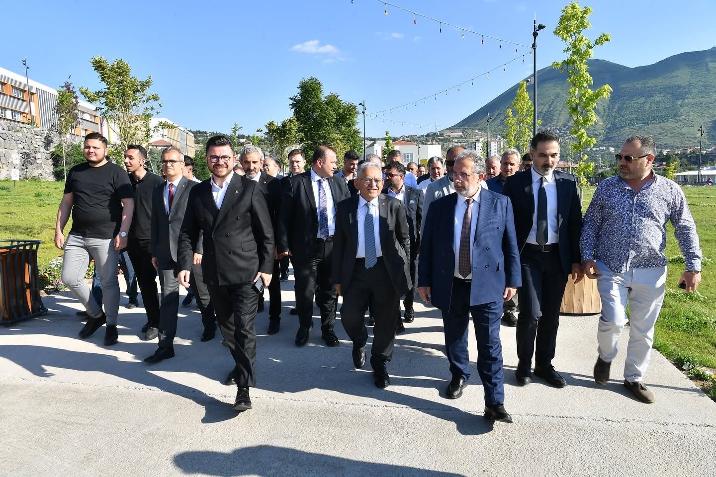BÜYÜKKILIÇ: “KAYSERİ’Yİ ORTAK AKILLA BİRLİKTE YÖNETİYORUZ” 