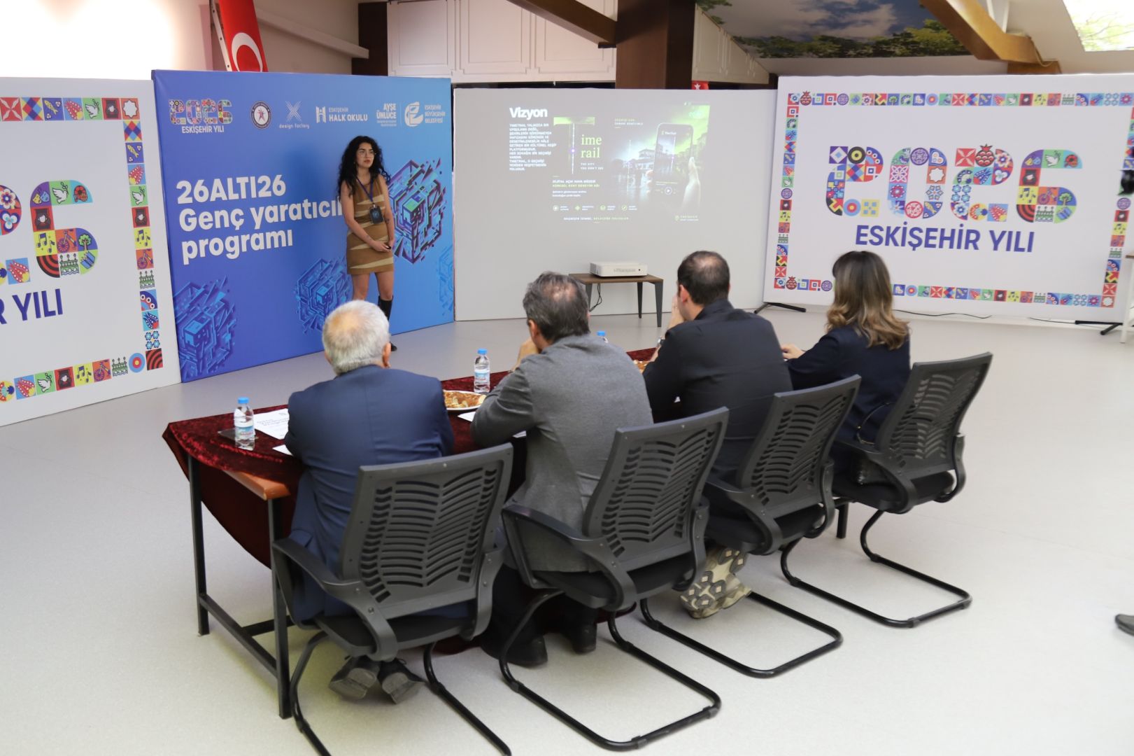 ESKİŞEHİR’DE GENÇ FİKİRLER FİNALE KALDI 