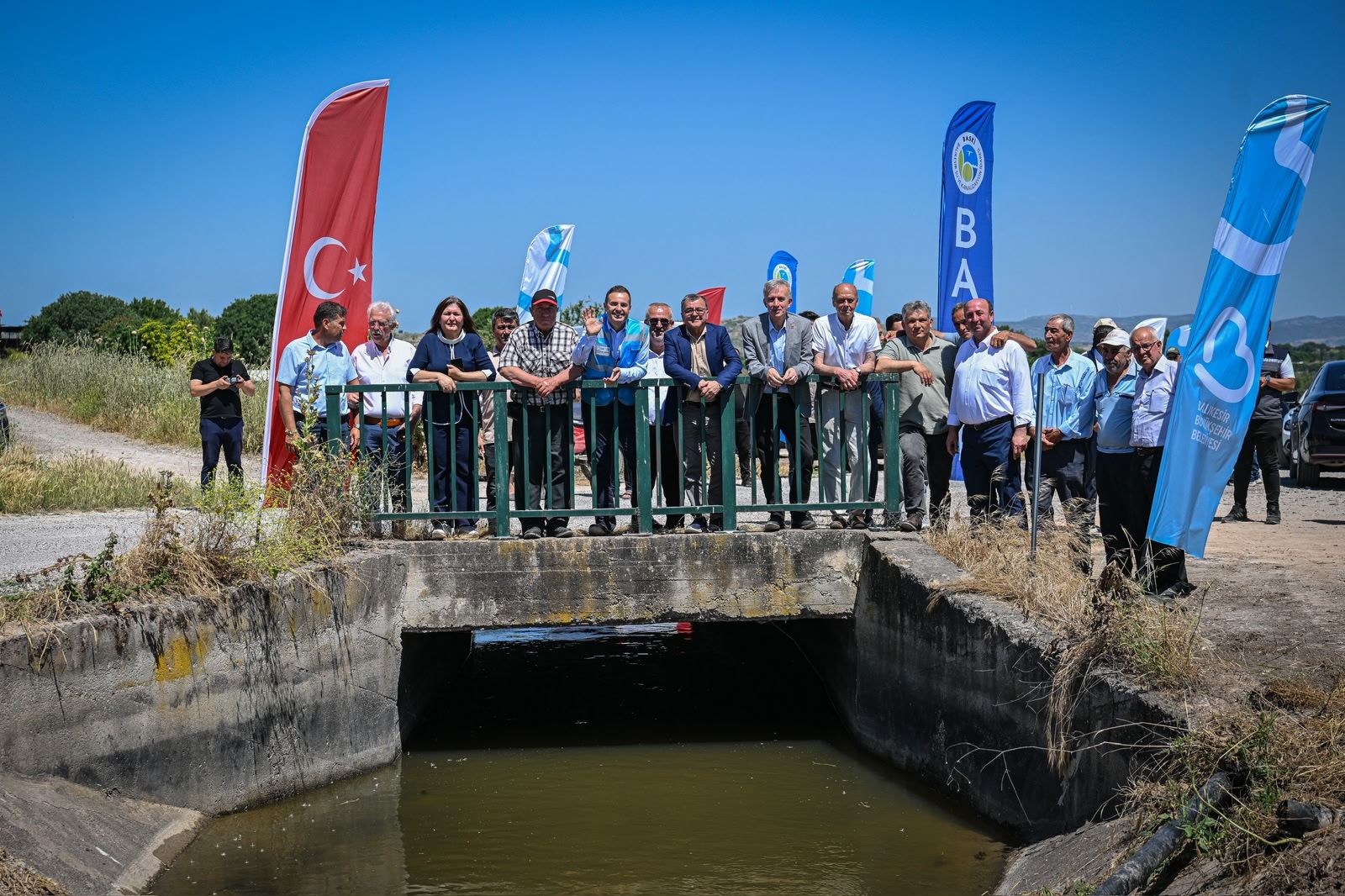 HASRET BİTTİ, SULAMA SUYU YENİDEN AKTI