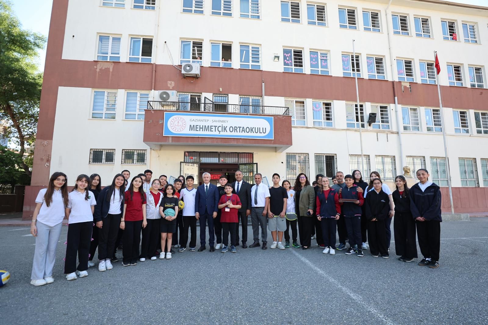 SINAVA HAZIRLANAN ÖĞRENCİLERE ÖNEMLİ DESTEK